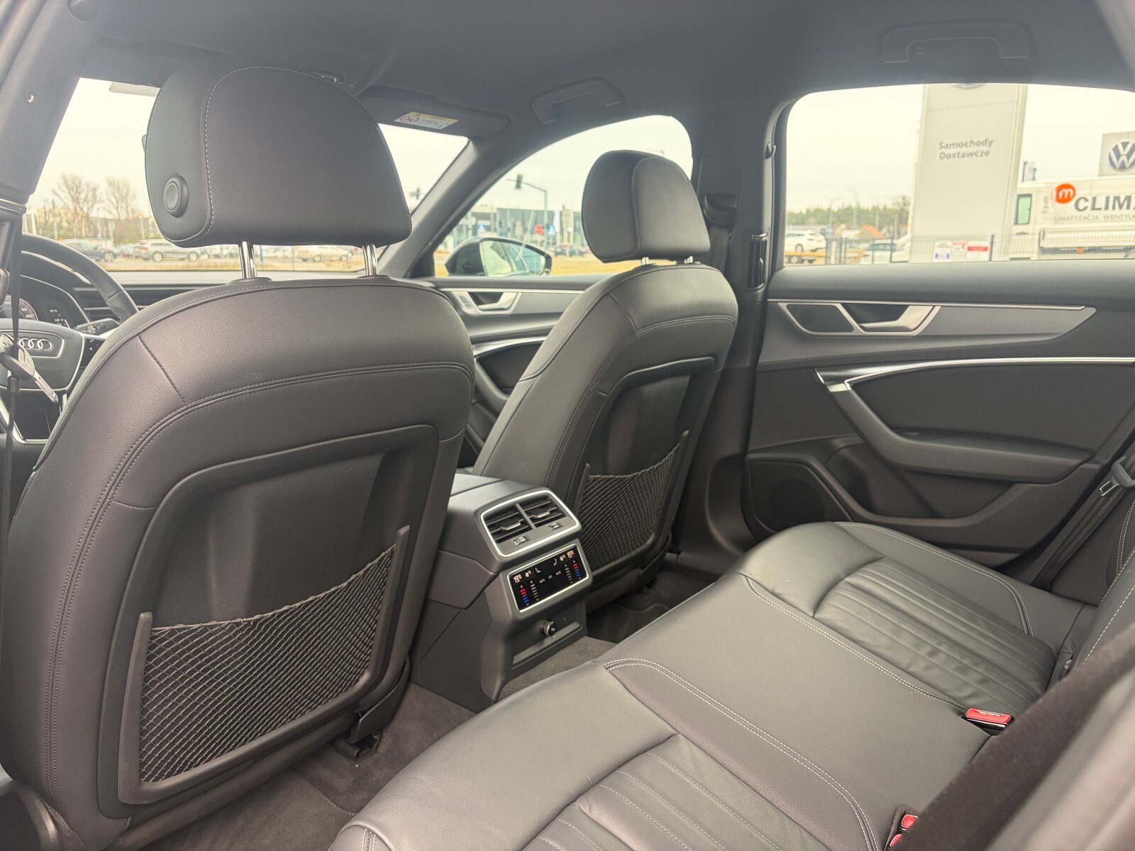 Audi A6 Limousine - zdjęcie 25
