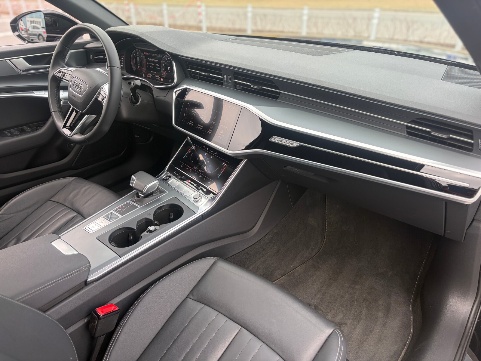 Audi A6 Limousine - zdjęcie 22