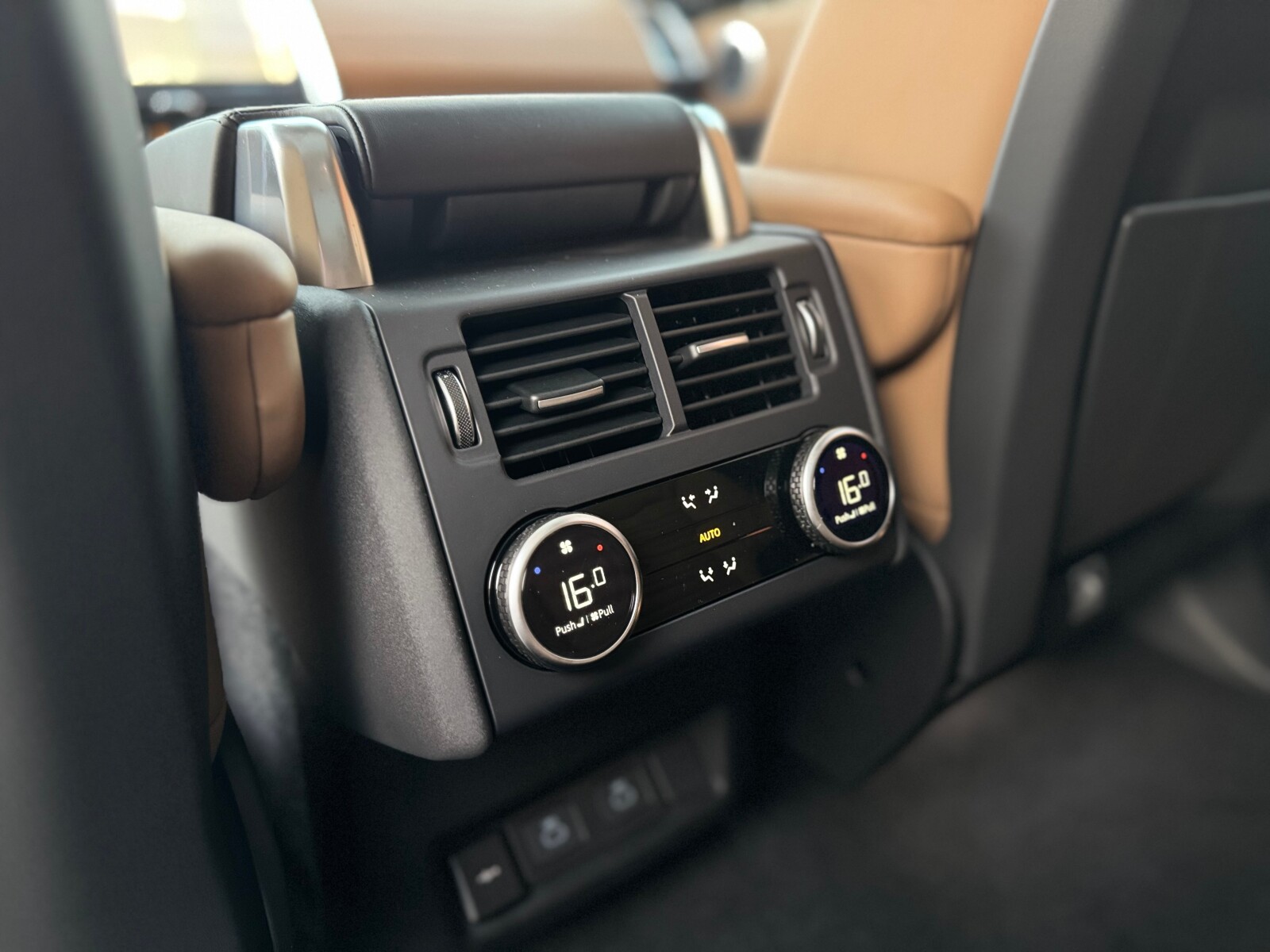 Land Rover Discovery - zdjęcie 13