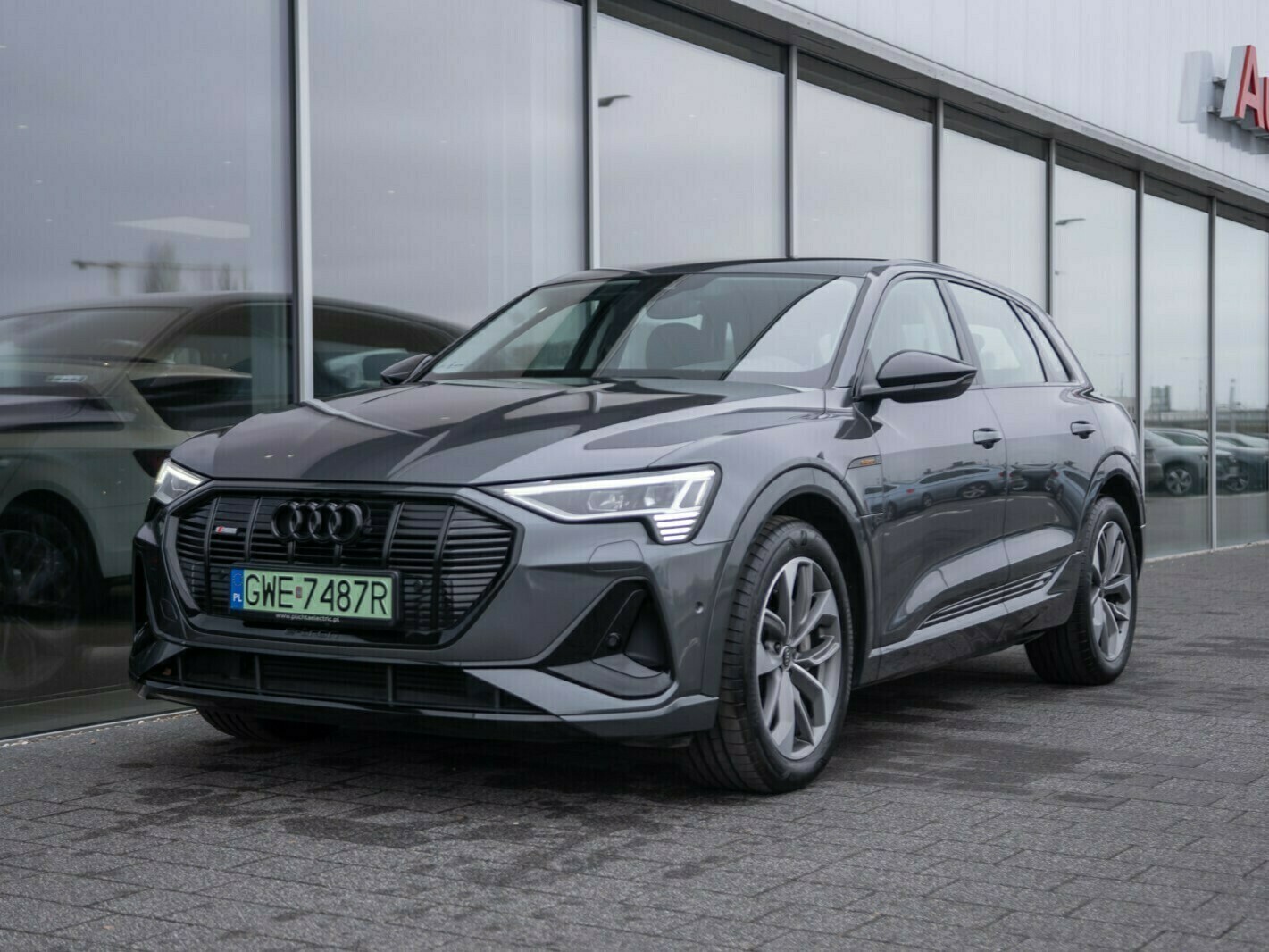 Audi e-tron