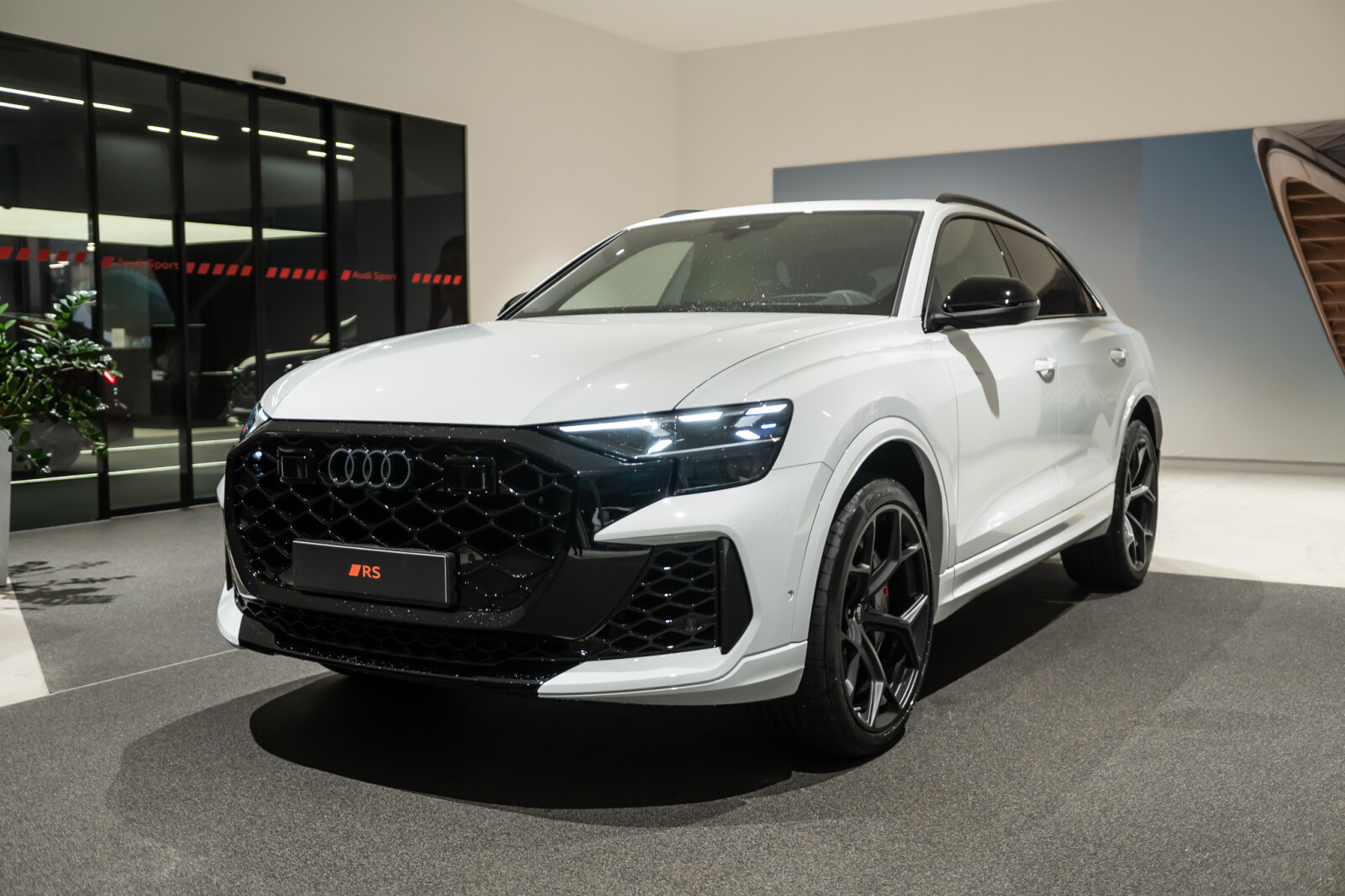 Audi RS Q8 performance