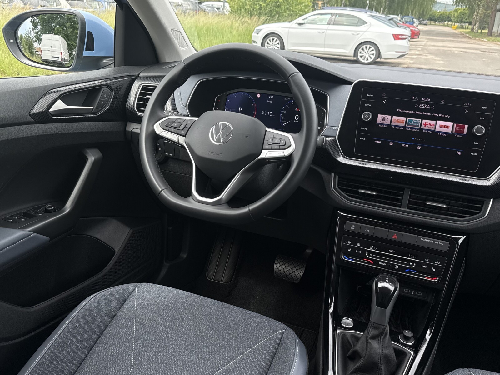 Volkswagen T-Cross - zdjęcie 10