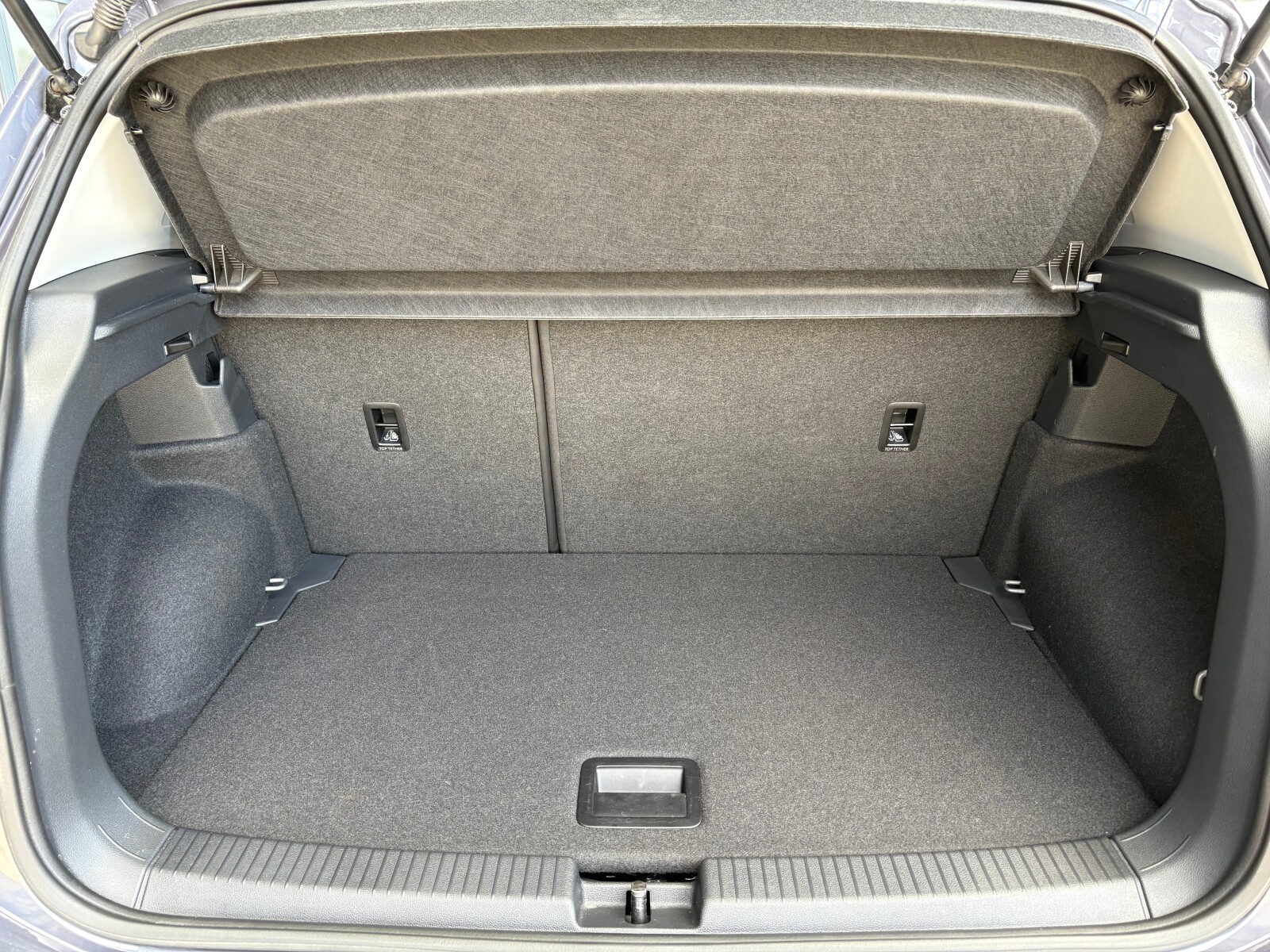 Volkswagen T-Cross - zdjęcie 18