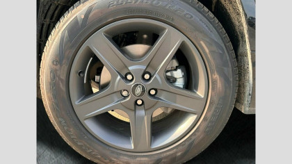 Defender MY25 3.0D I6 250 PS AWD Auto X-Dynamic SE 110