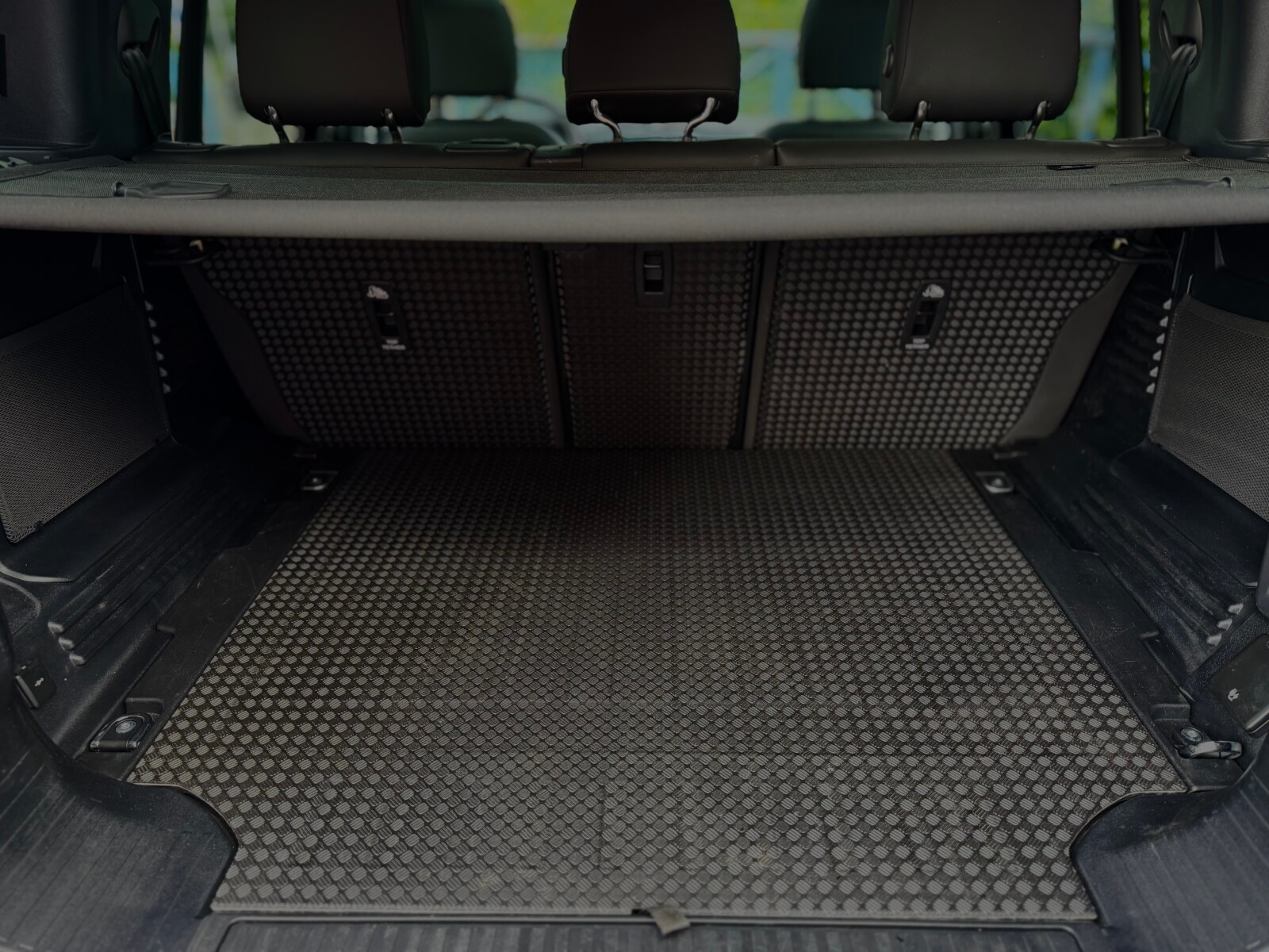 Land Rover Defender - zdjęcie 29