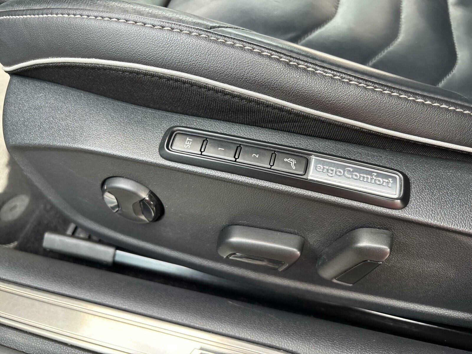 Volkswagen Arteon - zdjęcie 28