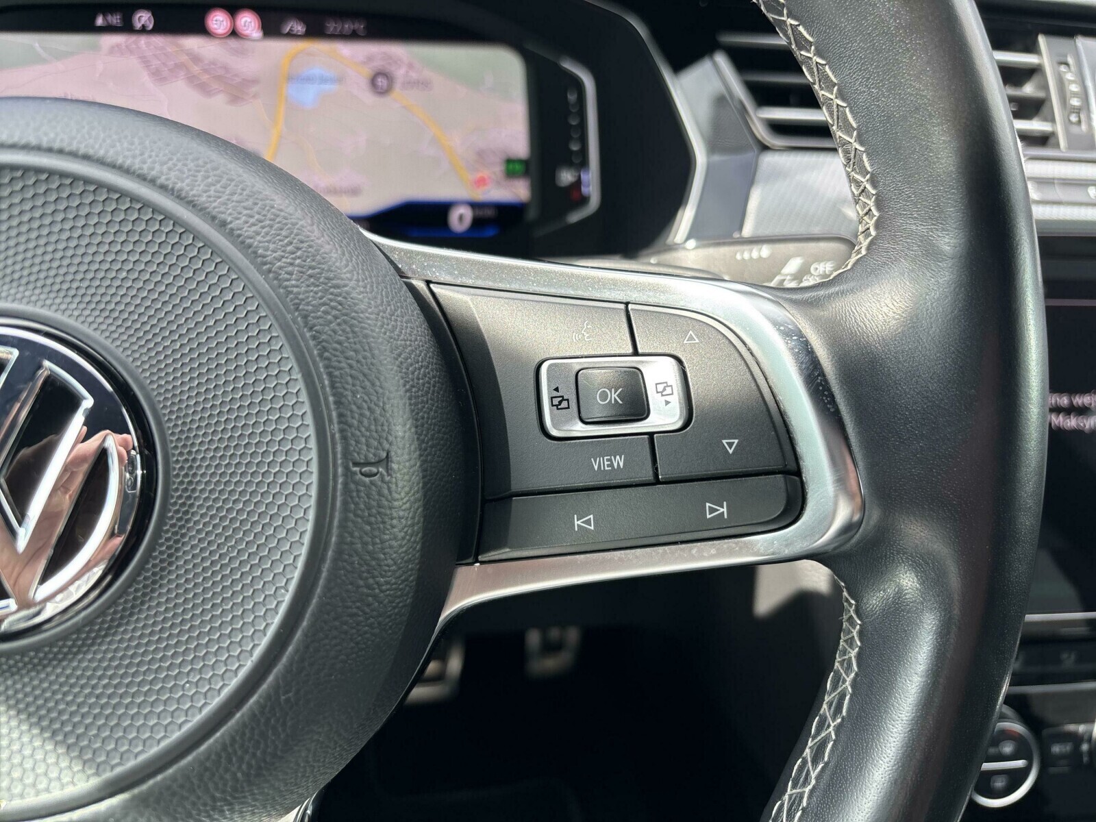 Volkswagen Arteon - zdjęcie 14