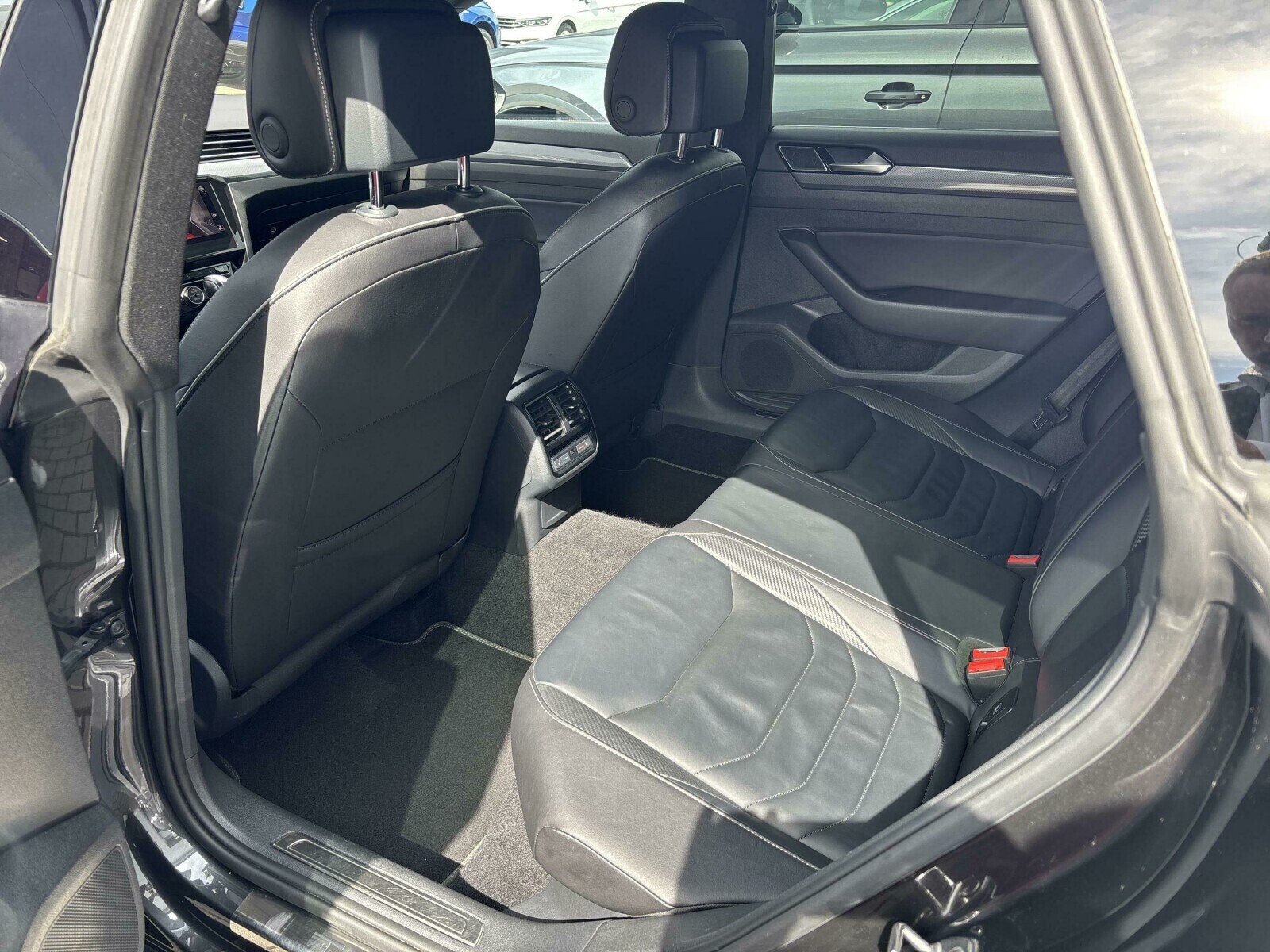 Volkswagen Arteon - zdjęcie 31