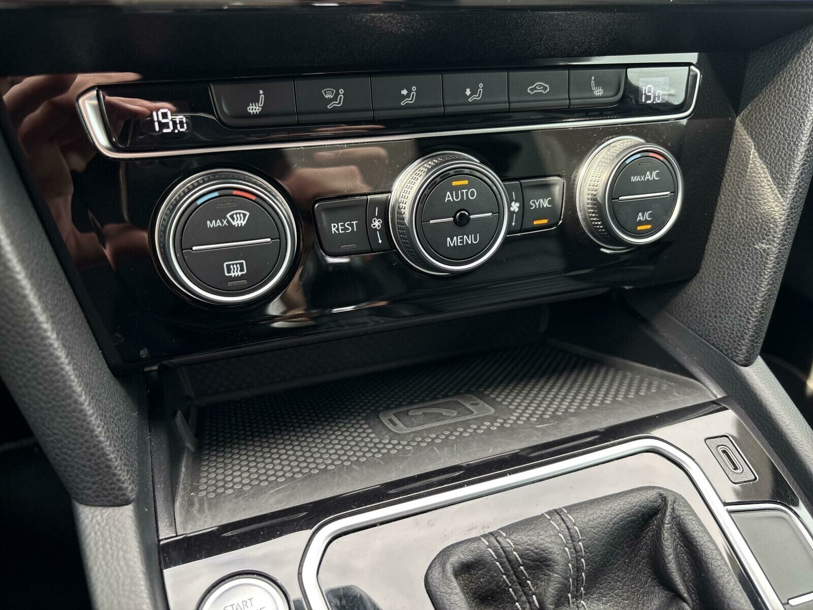 Volkswagen Arteon - zdjęcie 20