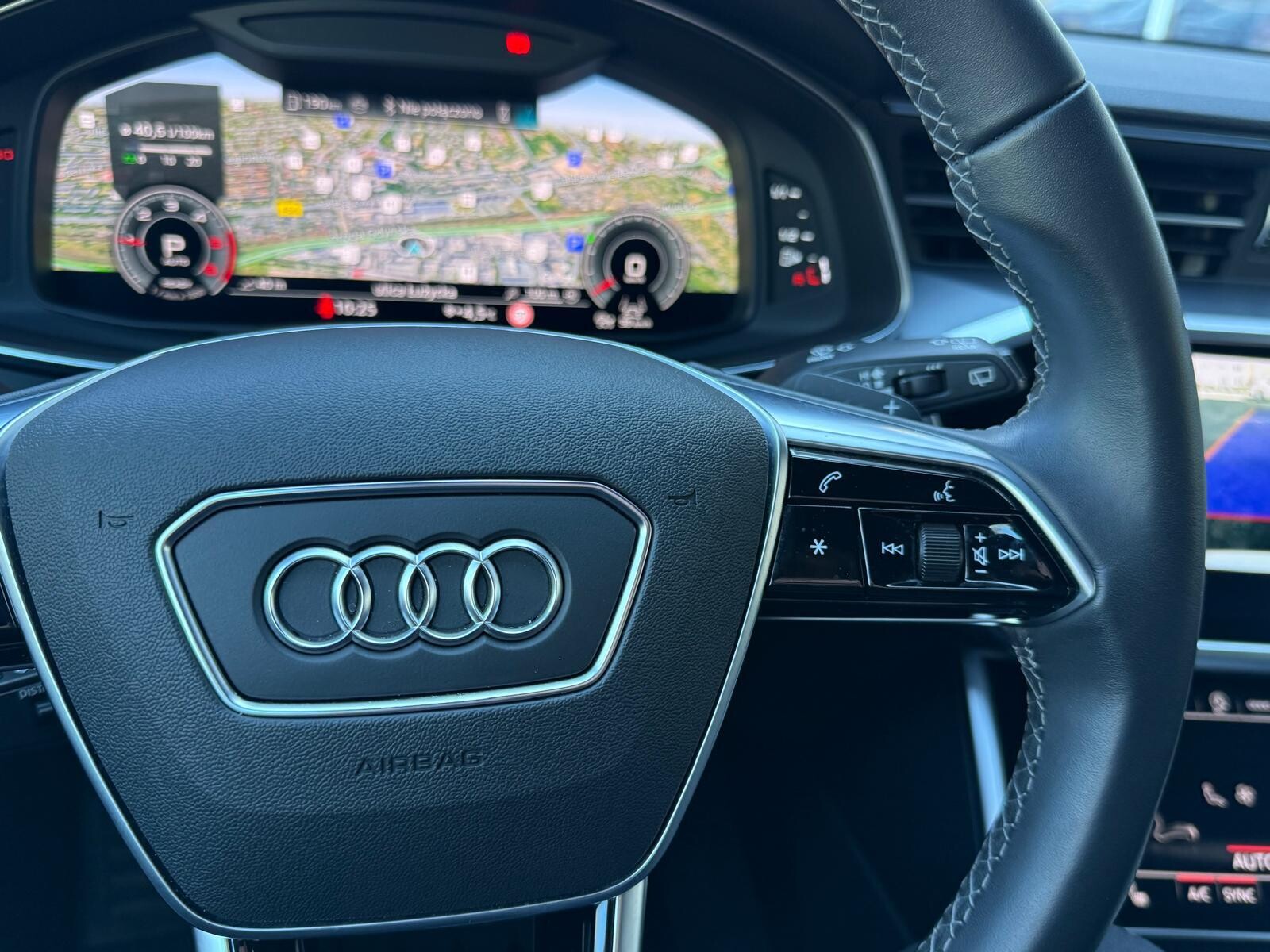 Audi A6 Avant - zdjęcie 29