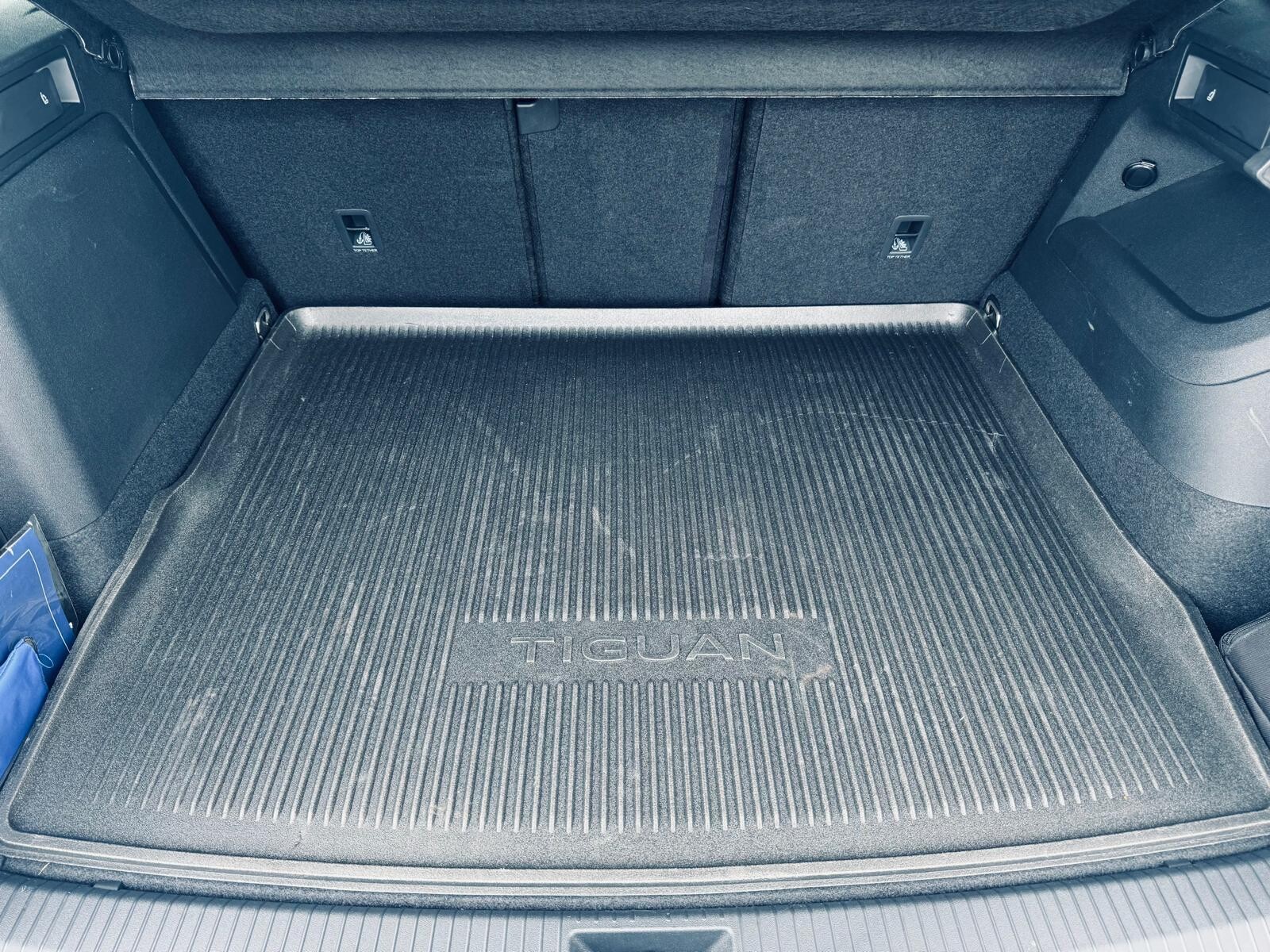 Volkswagen Tiguan - zdjęcie 10