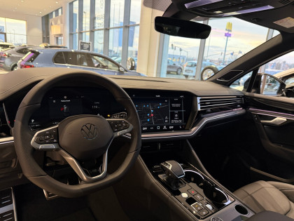 ExDemo Touareg R-Line 3.0 V6 TDI 4MOTION 210 KW / 286 KM