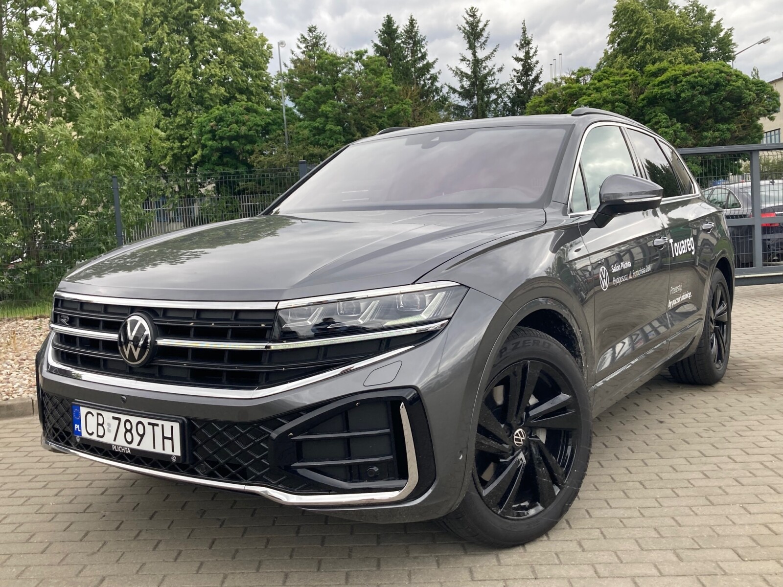 DEMO OD RĘKI ! Touareg R-Line 3.0 V6 TDI 4MOTION 210 KW / 286 KM
