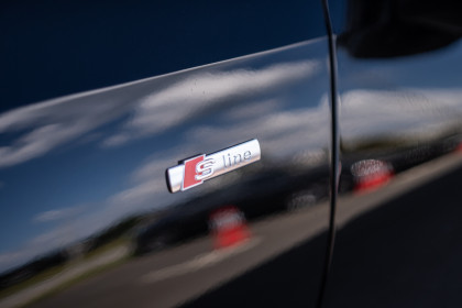 Od Ręki / Akt. Tempomat / Park Assist / Kamera / Auto Hold