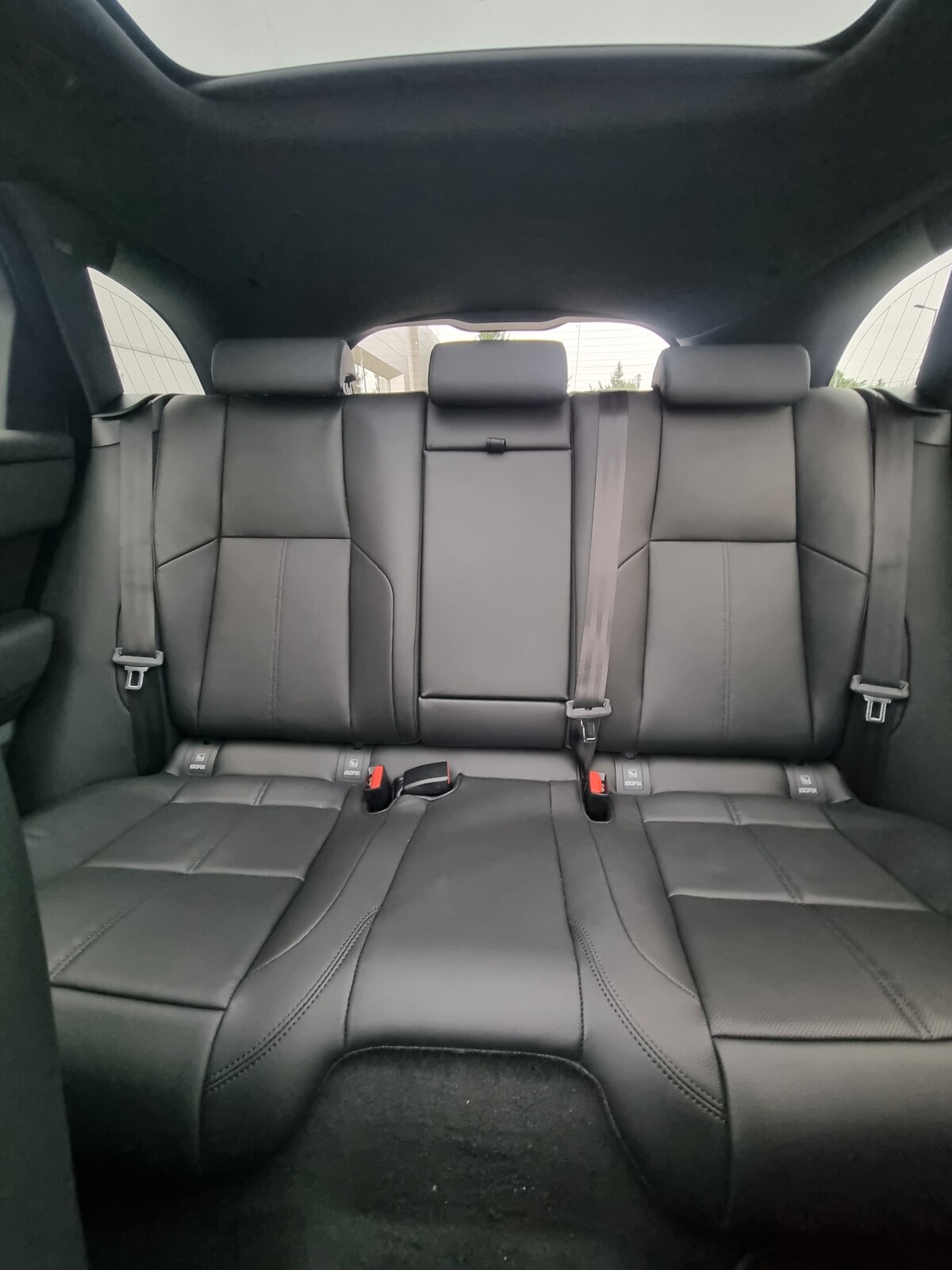 Land Rover Range Rover Velar - zdjęcie 9