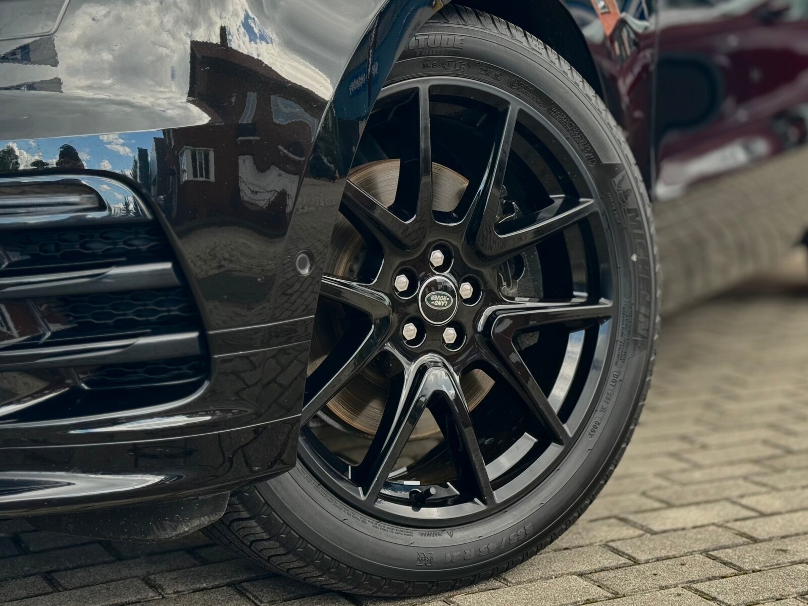 Land Rover Range Rover Velar - zdjęcie 4
