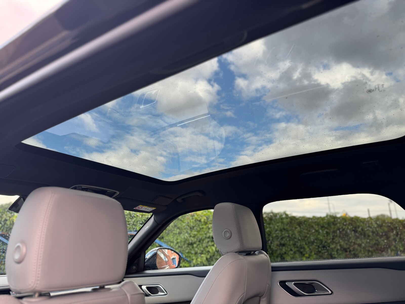 Land Rover Range Rover Velar - zdjęcie 21