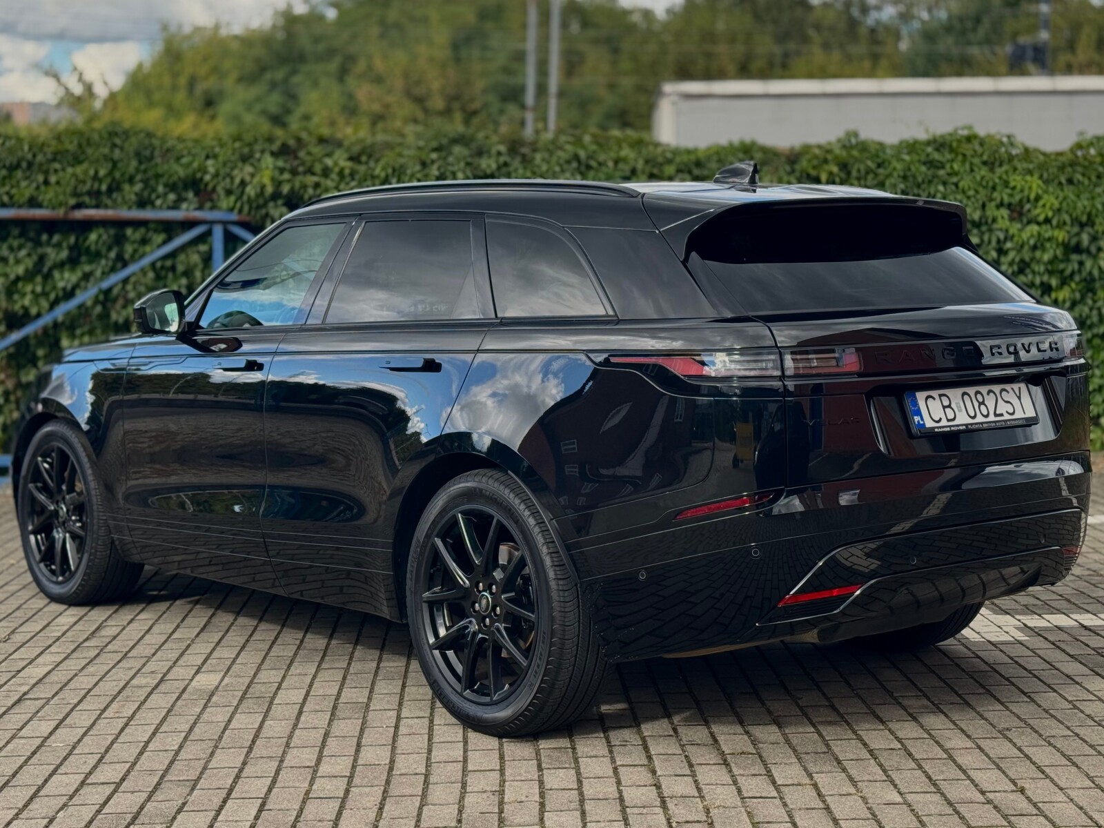 Land Rover Range Rover Velar - zdjęcie 3