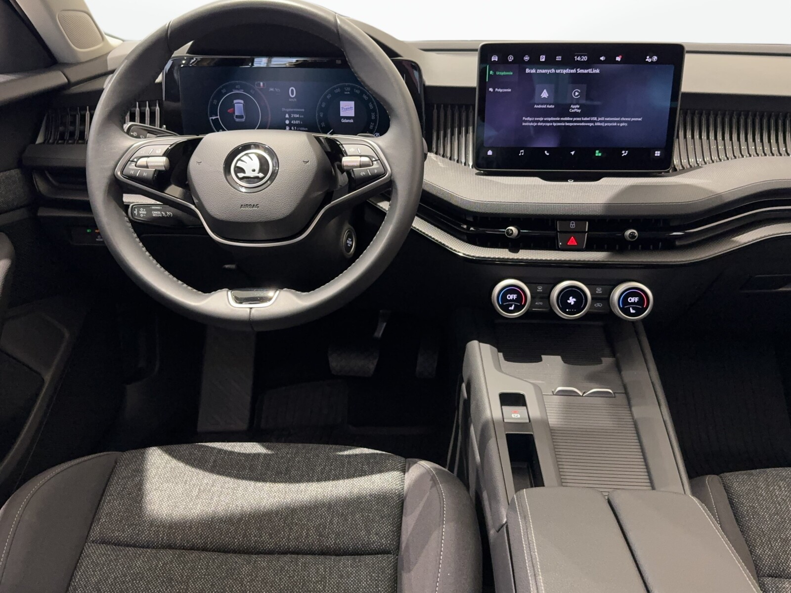Škoda Superb Combi - zdjęcie 16