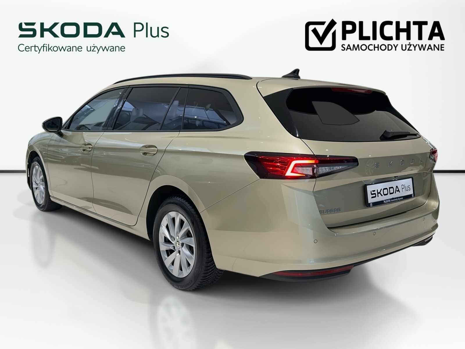 Škoda Superb Combi - zdjęcie 8