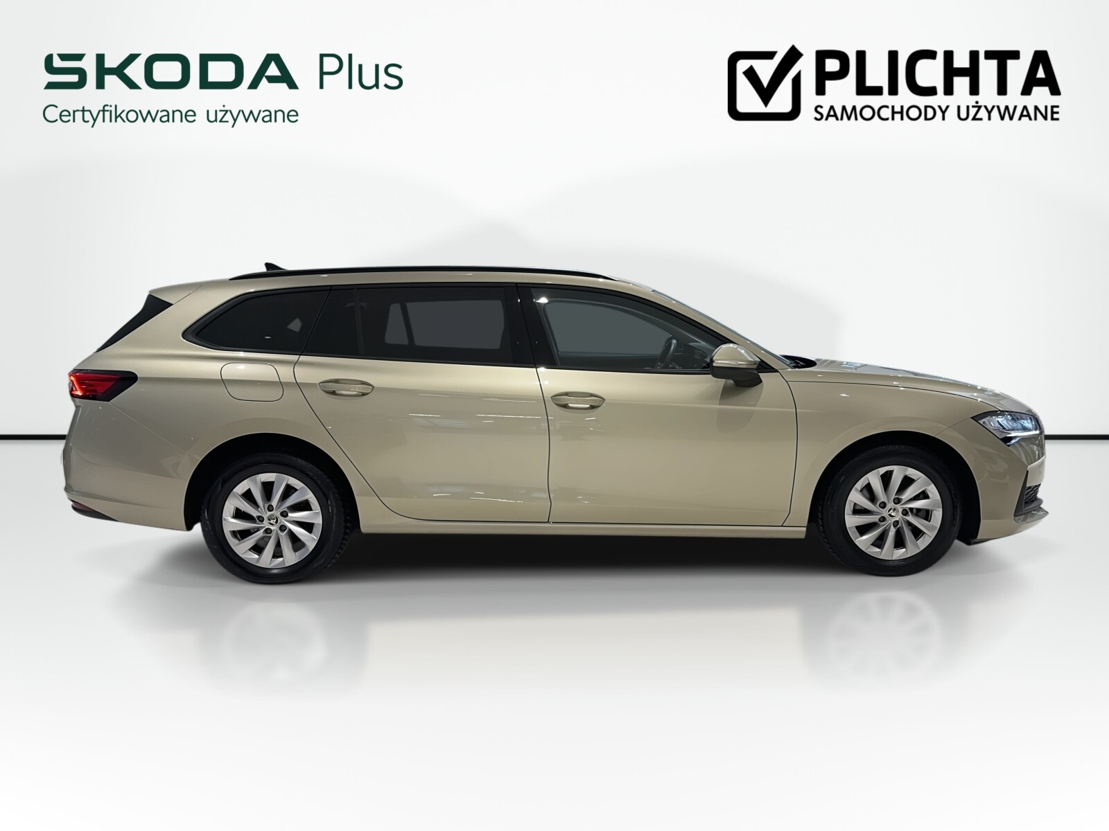 Škoda Superb Combi - zdjęcie 4