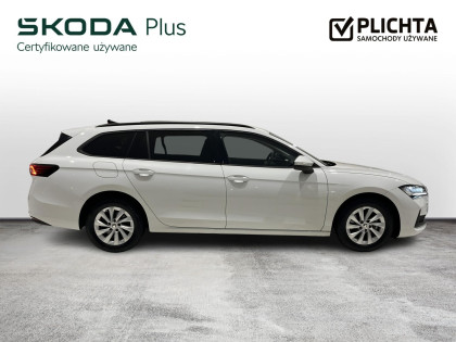 LED DSG Kamera Podrgzewane Fotele Tempomat Smartlink Asystenci FV23%