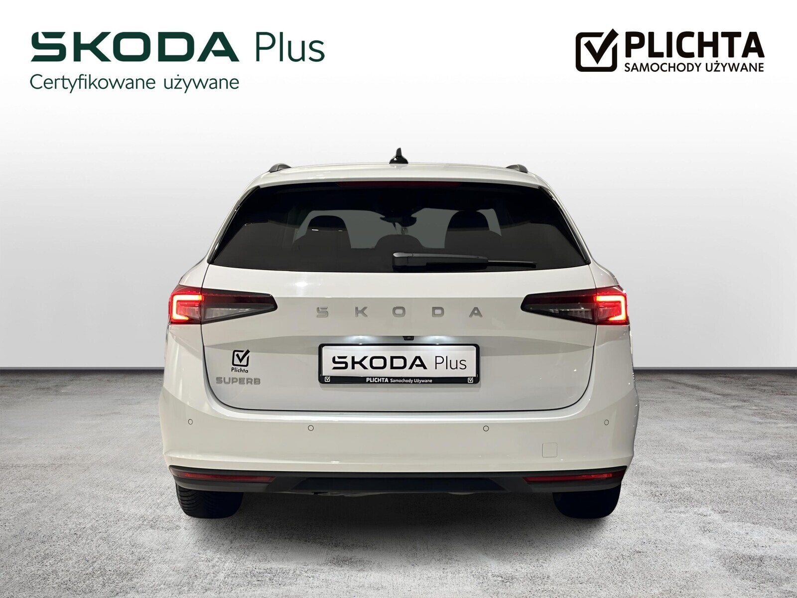 Škoda Superb Combi - zdjęcie 4