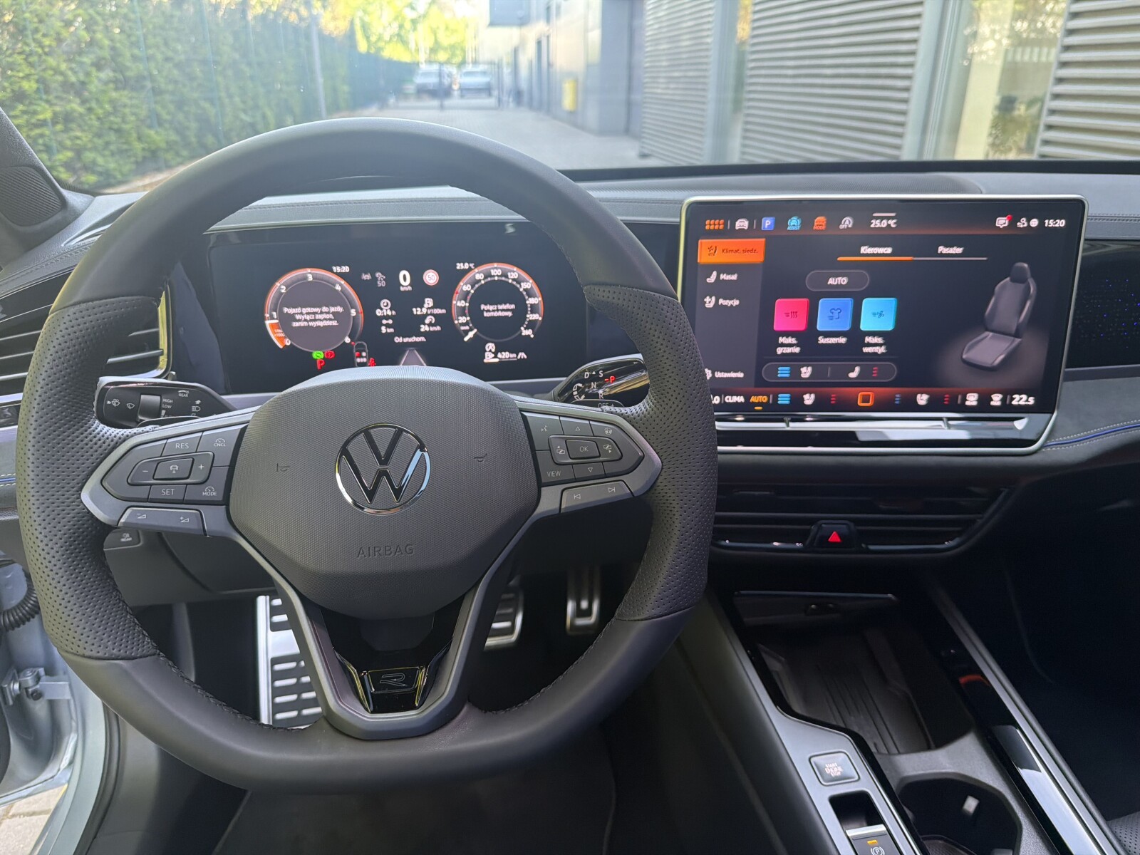 Volkswagen Passat Variant - zdjęcie 13