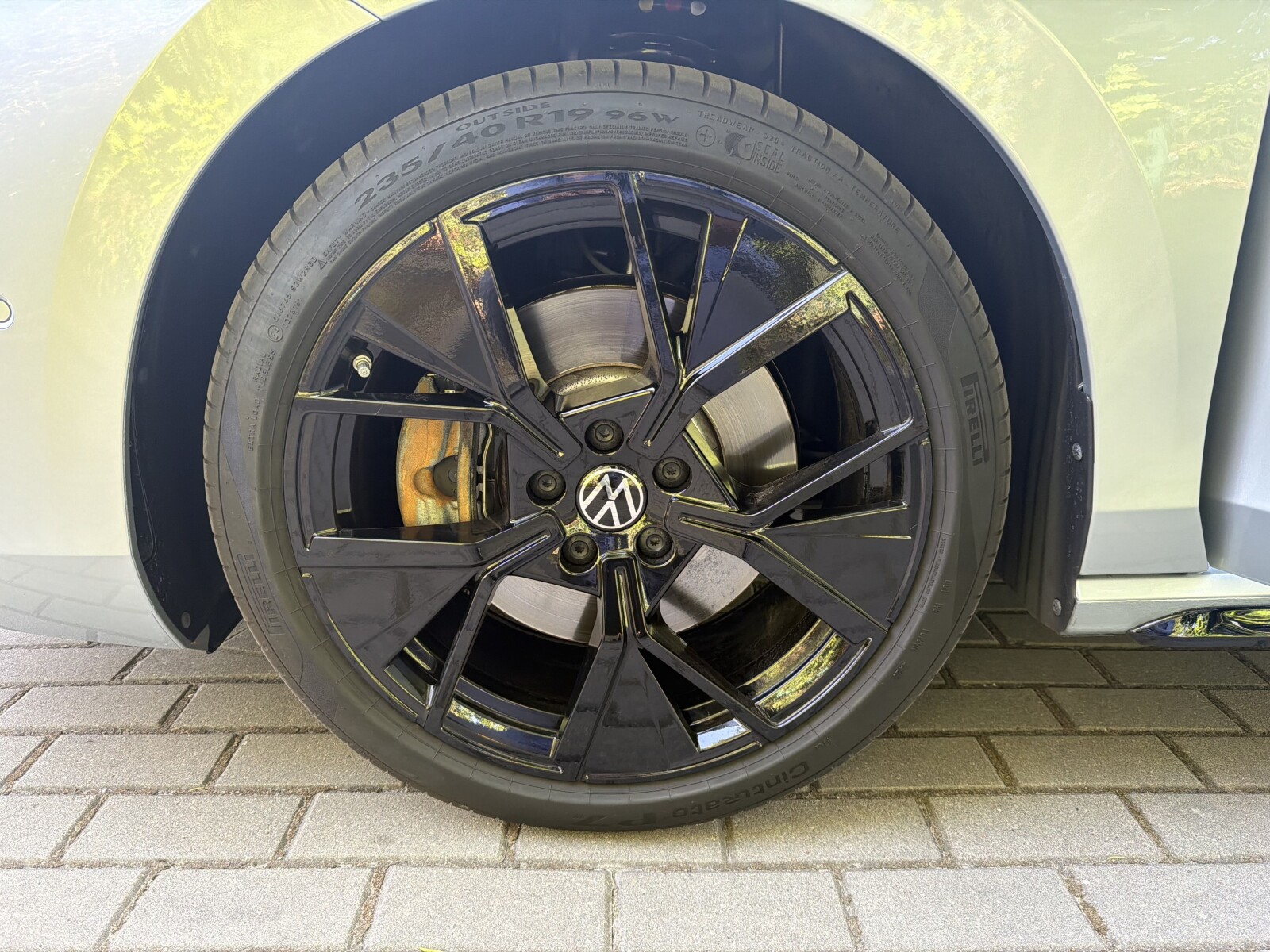 Volkswagen Passat Variant - zdjęcie 18
