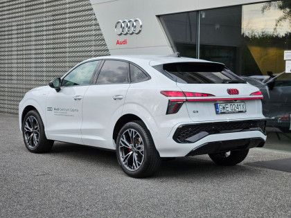 S-Line | Tech Plus | Kamera Cofania