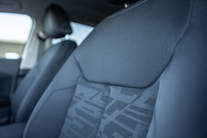 Od Ręki / Reflektory LED / Akt. Tempomat / Martwe Pole / Park Assist