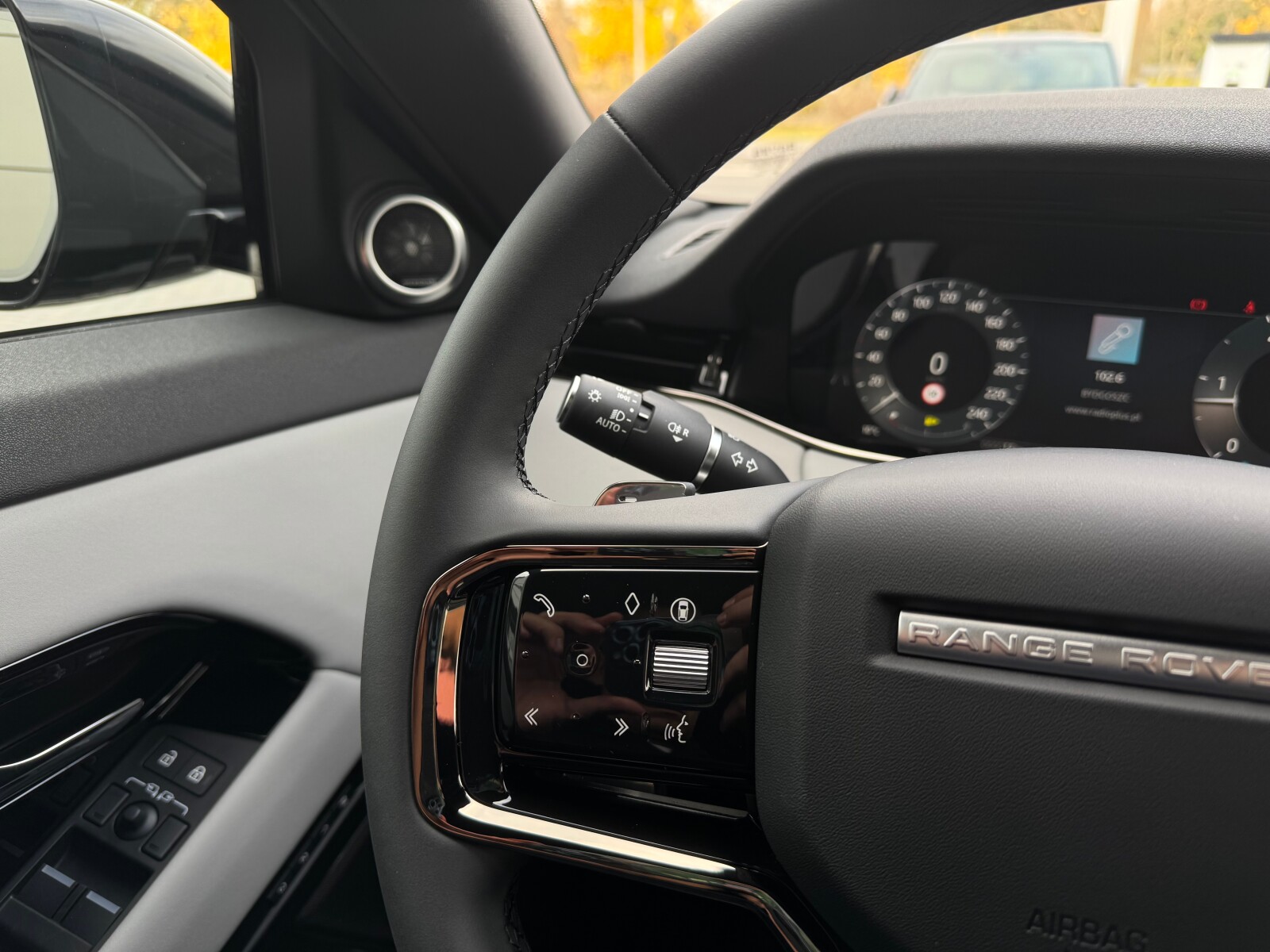 Land Rover Range Rover Evoque - zdjęcie 12