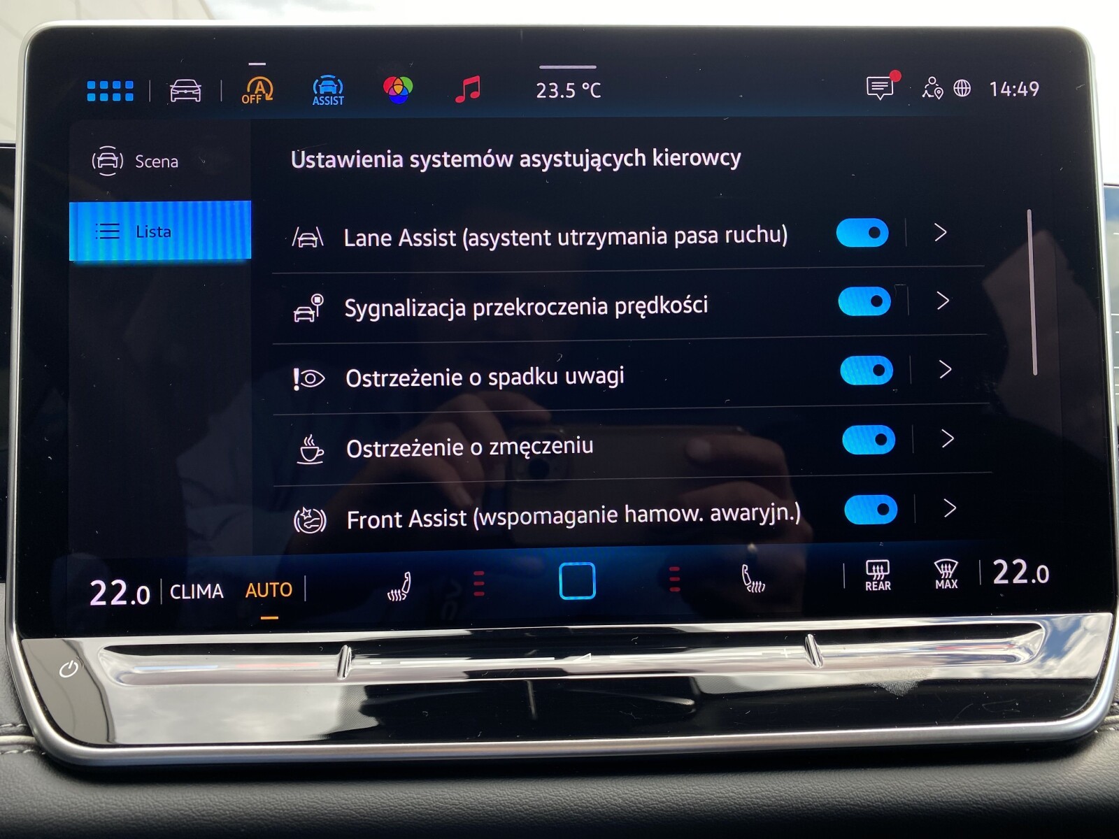 Volkswagen Tiguan - zdjęcie 23