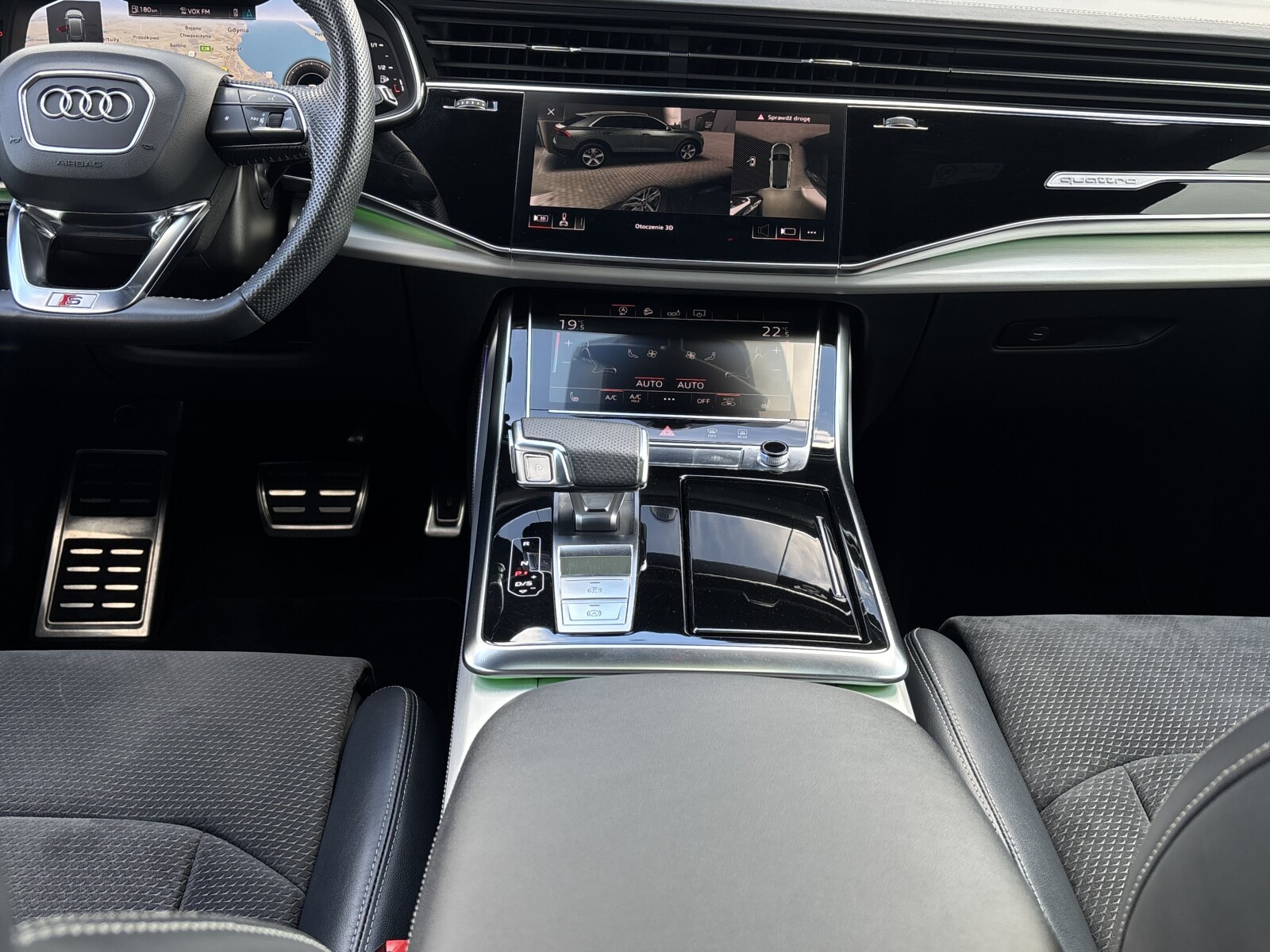 Audi Q8 - zdjęcie 33