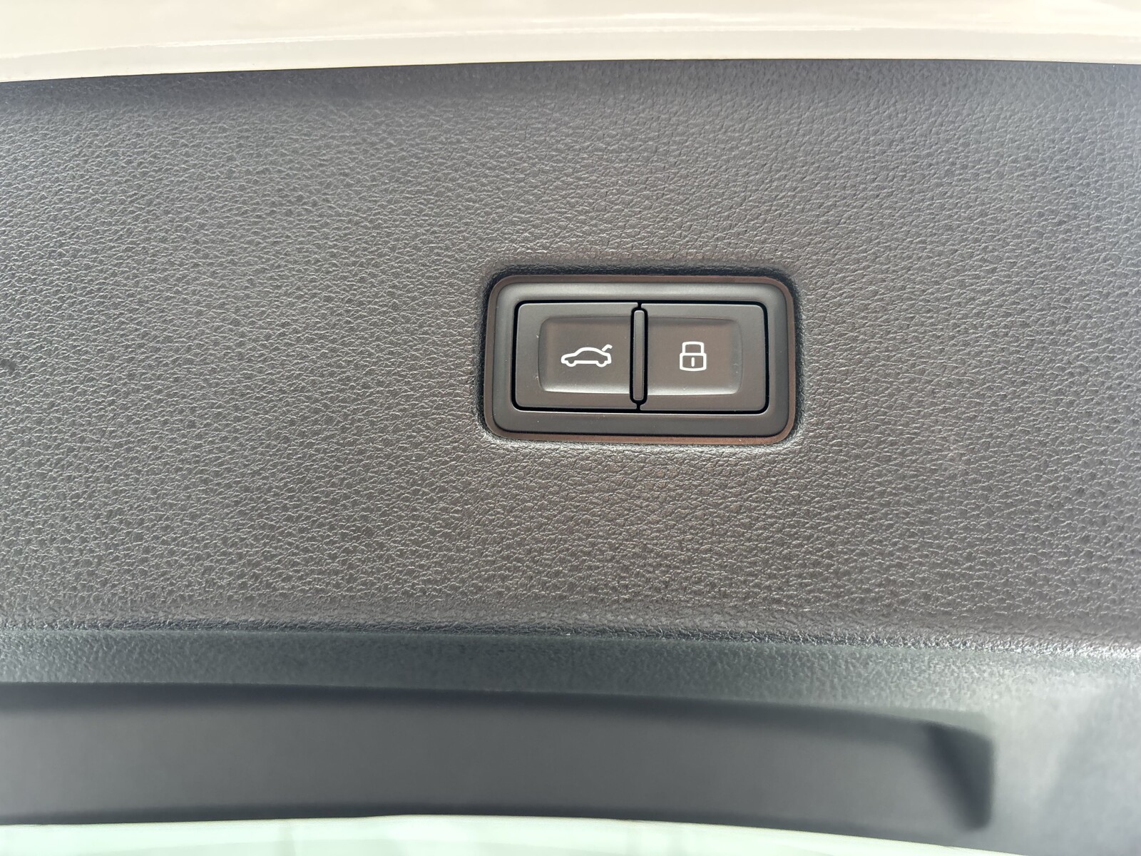 Audi Q8 - zdjęcie 34