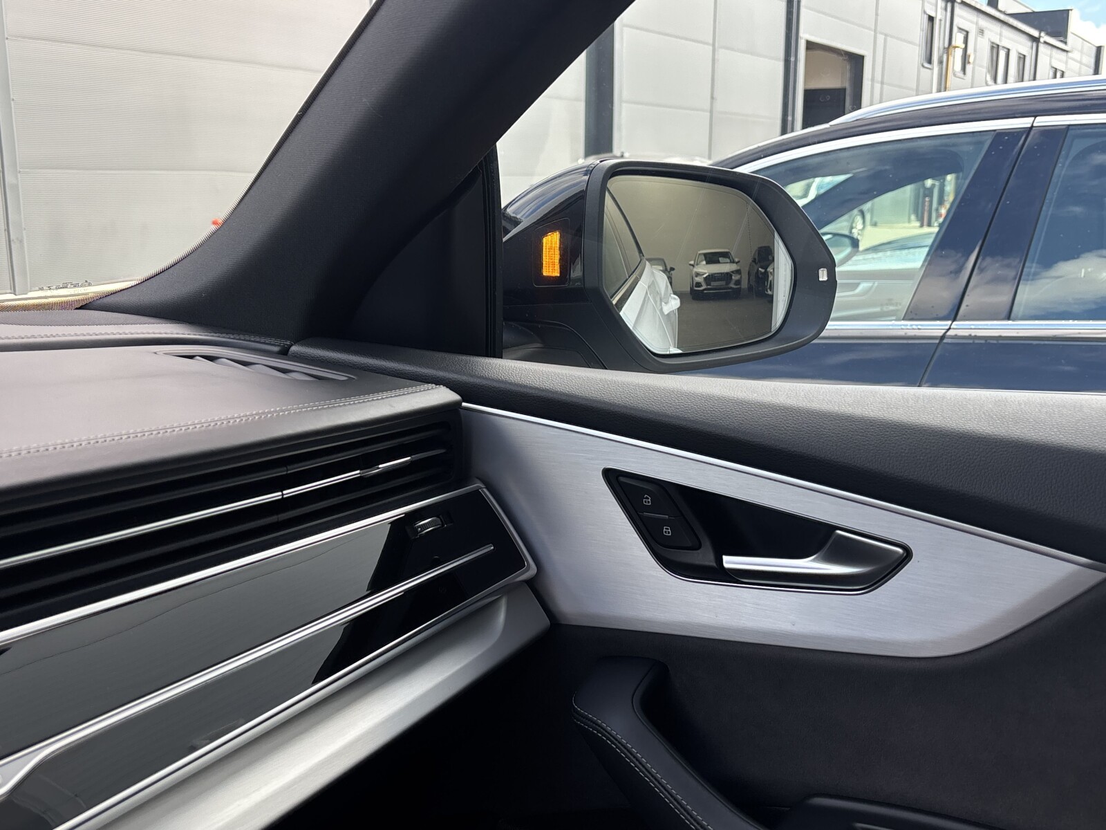 Audi Q8 - zdjęcie 26
