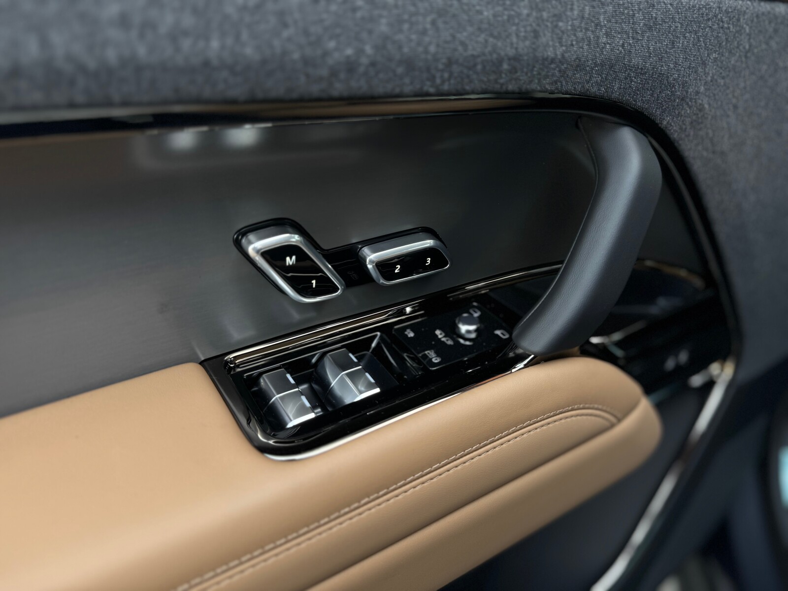 Land Rover Range Rover Sport - zdjęcie 7