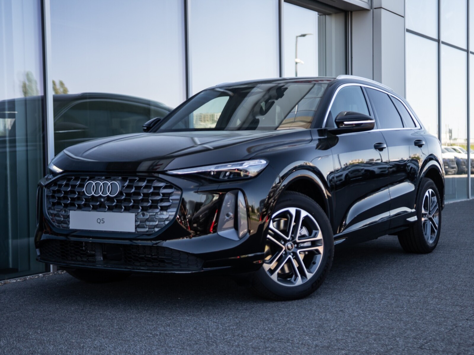 Audi Q5 TDI Quattro | Technology | Comfort | Kamera Cofania | Hak