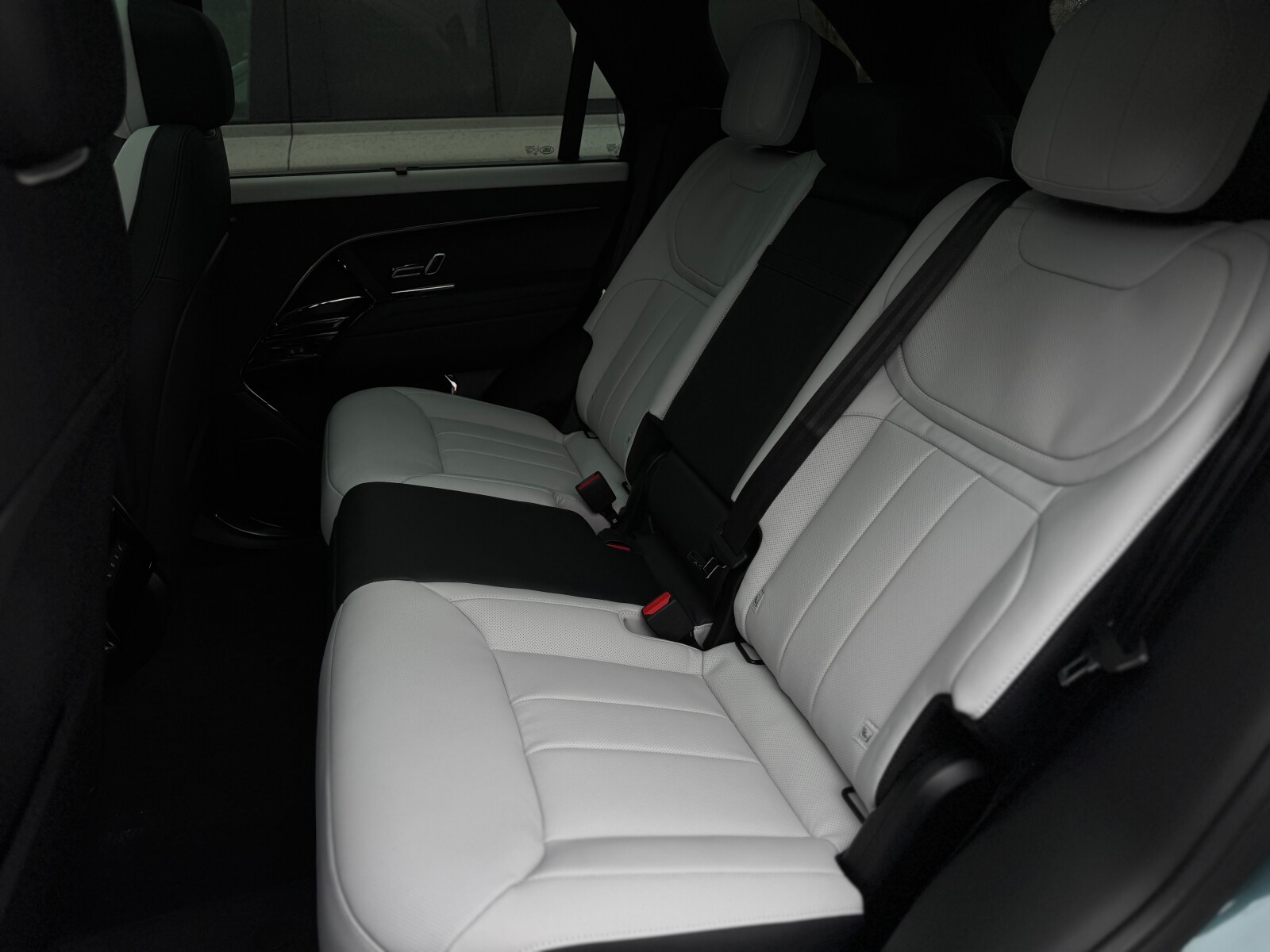 Land Rover Range Rover Sport - zdjęcie 19