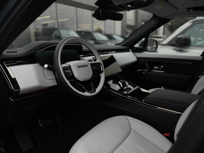 Range Rover Sport MY25 3.0D I6 300 PS AWD Auto Dynamic SE
