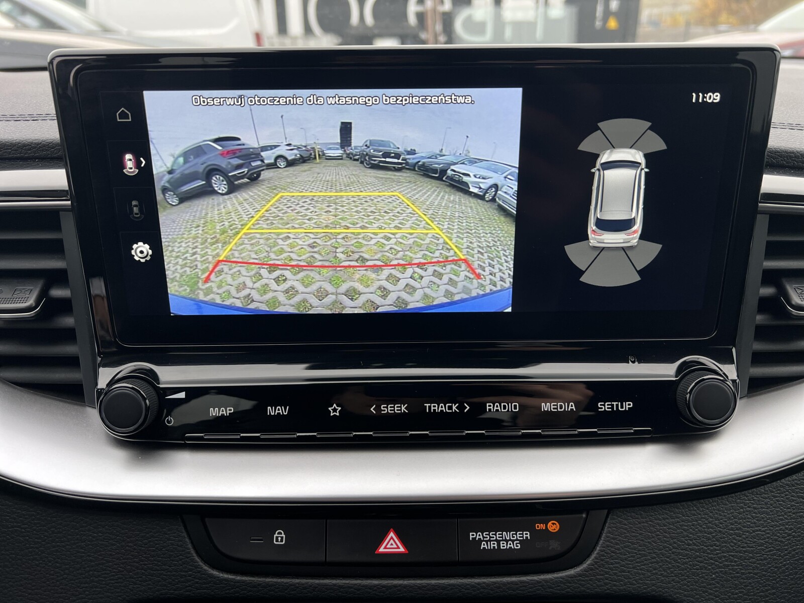 Kia Ceed - zdjęcie 24
