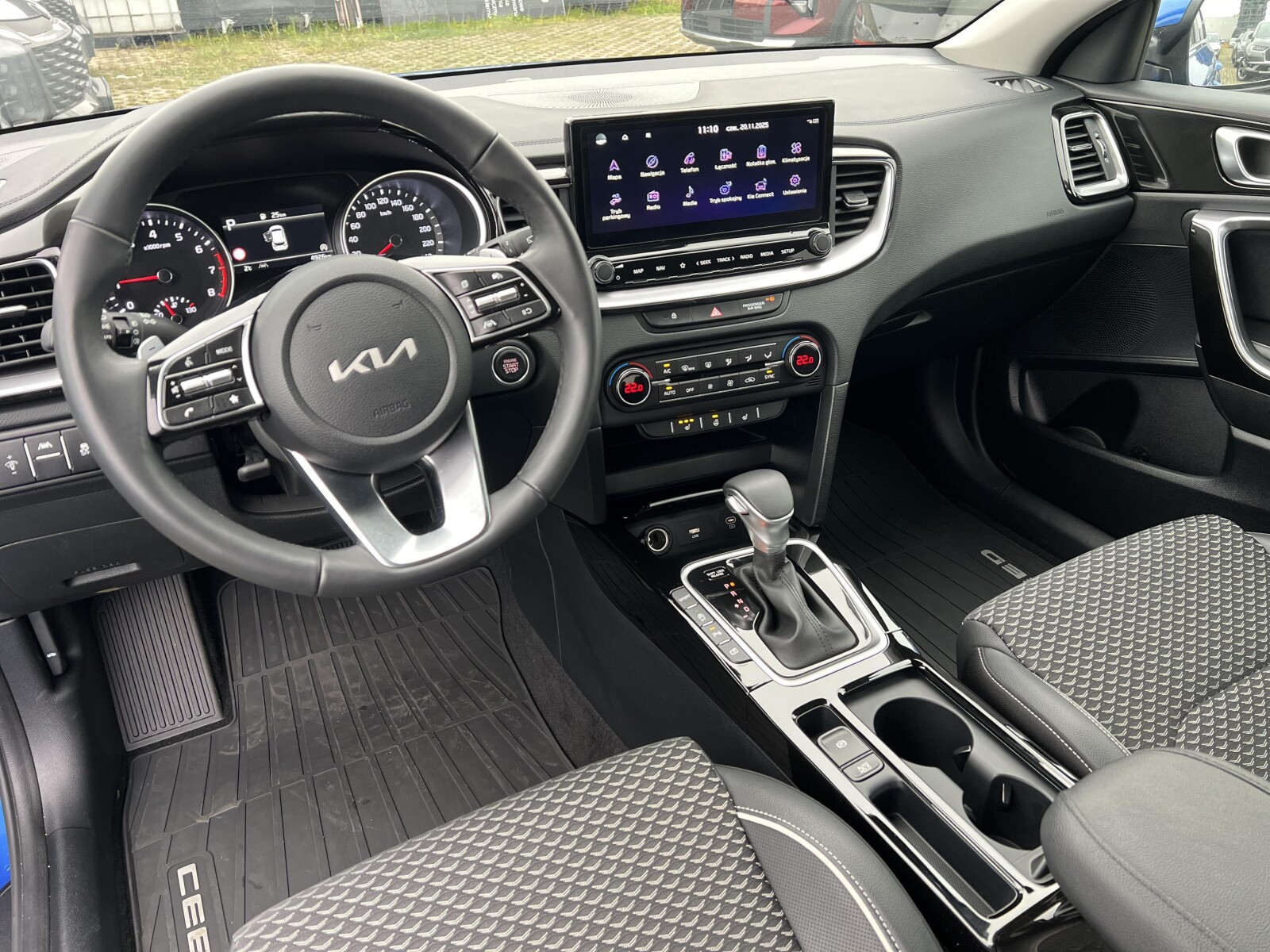 Kia Ceed - zdjęcie 26