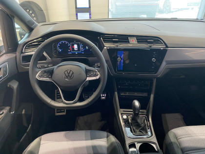 Rocznik 2026 | R-line | 7 Miejsc | LED Top | Pakiet Zimowy | Kamera