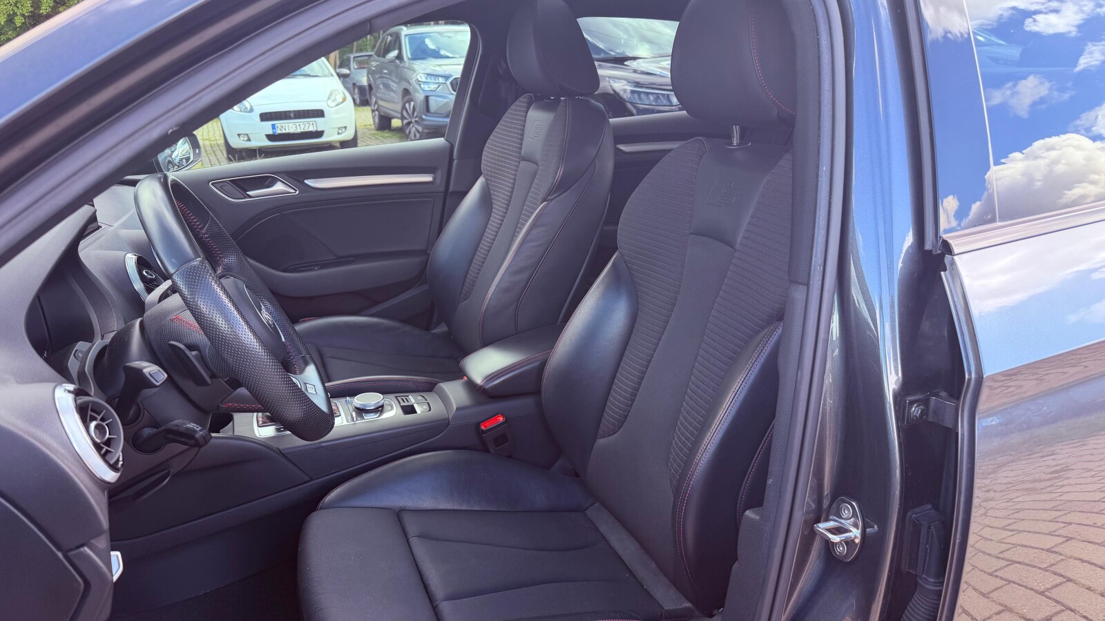 Audi S3 - zdjęcie 15