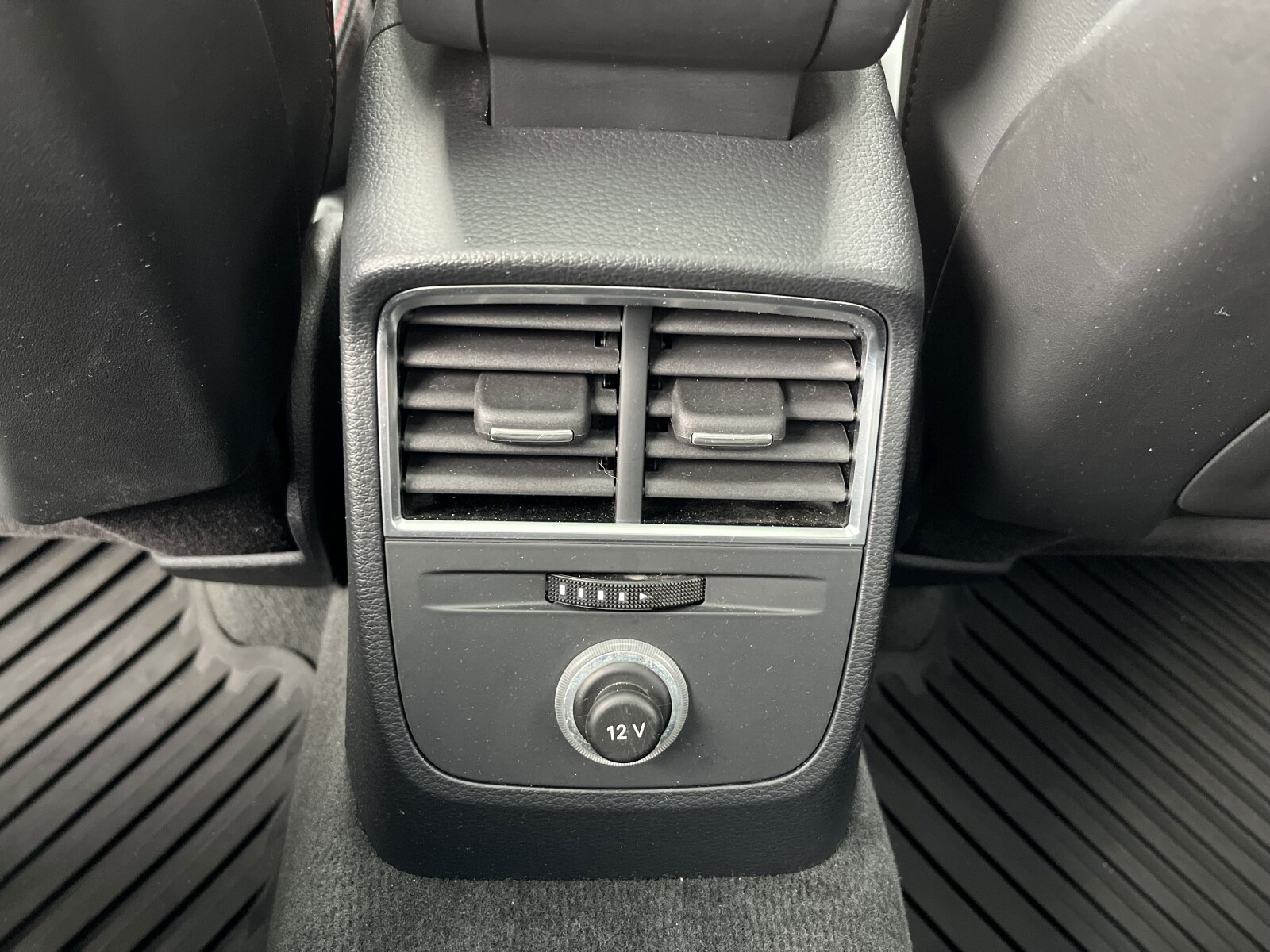Audi S3 - zdjęcie 14
