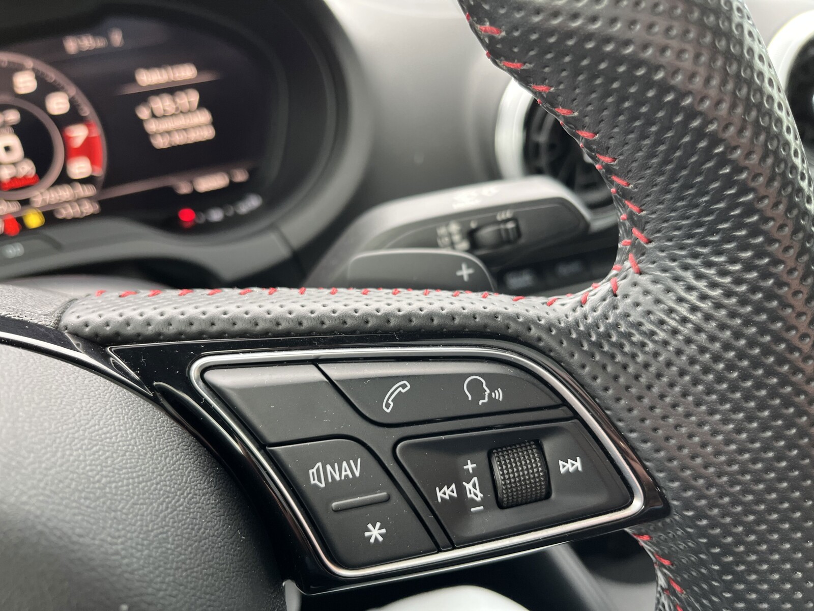 Audi S3 - zdjęcie 23