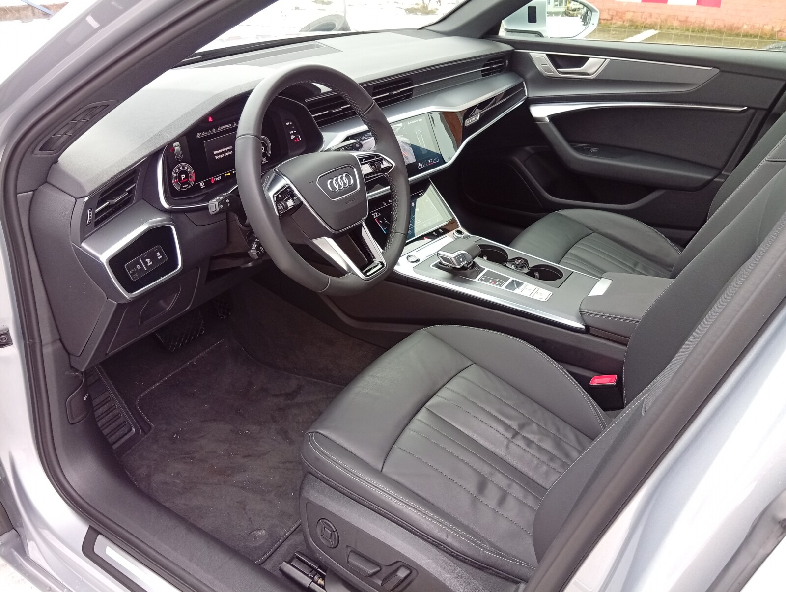 Audi A6 Avant - zdjęcie 20