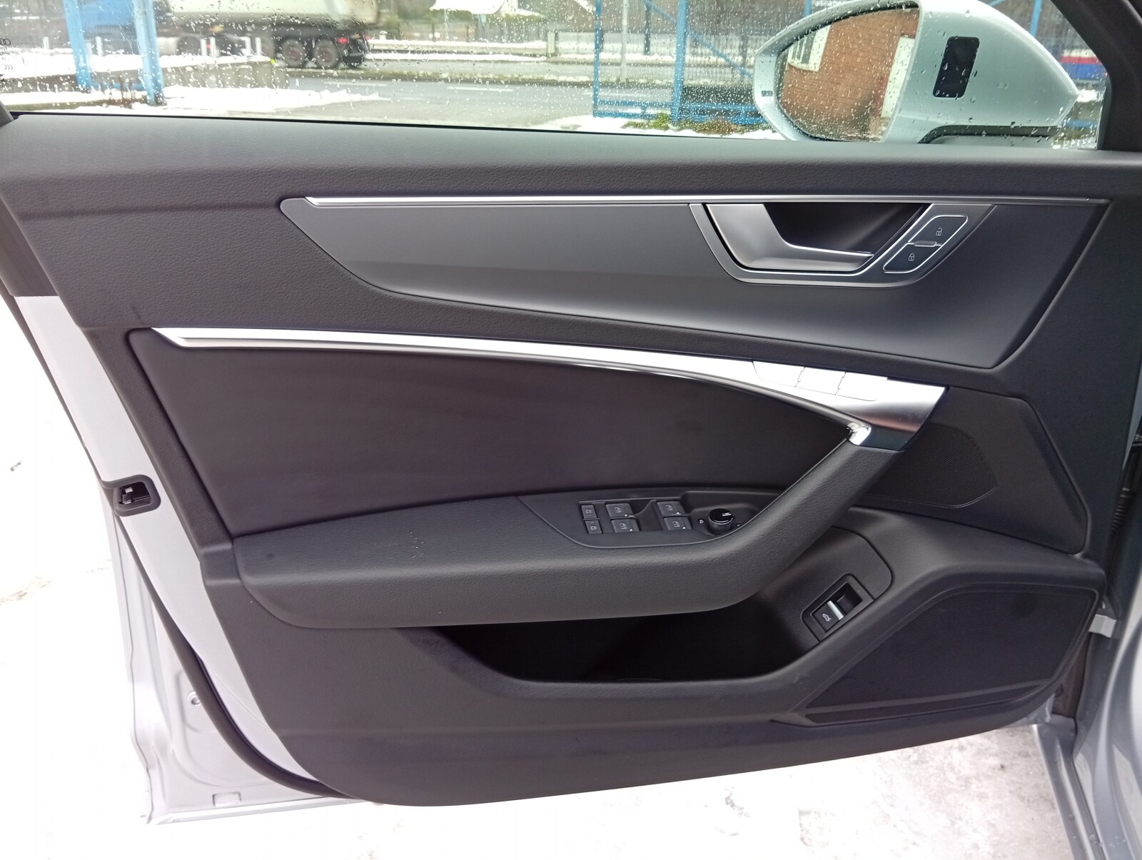 Audi A6 Avant - zdjęcie 18