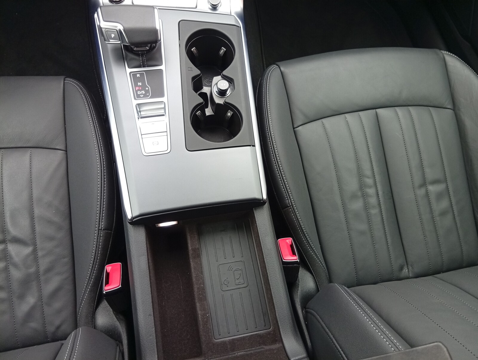 Audi A6 Avant - zdjęcie 37