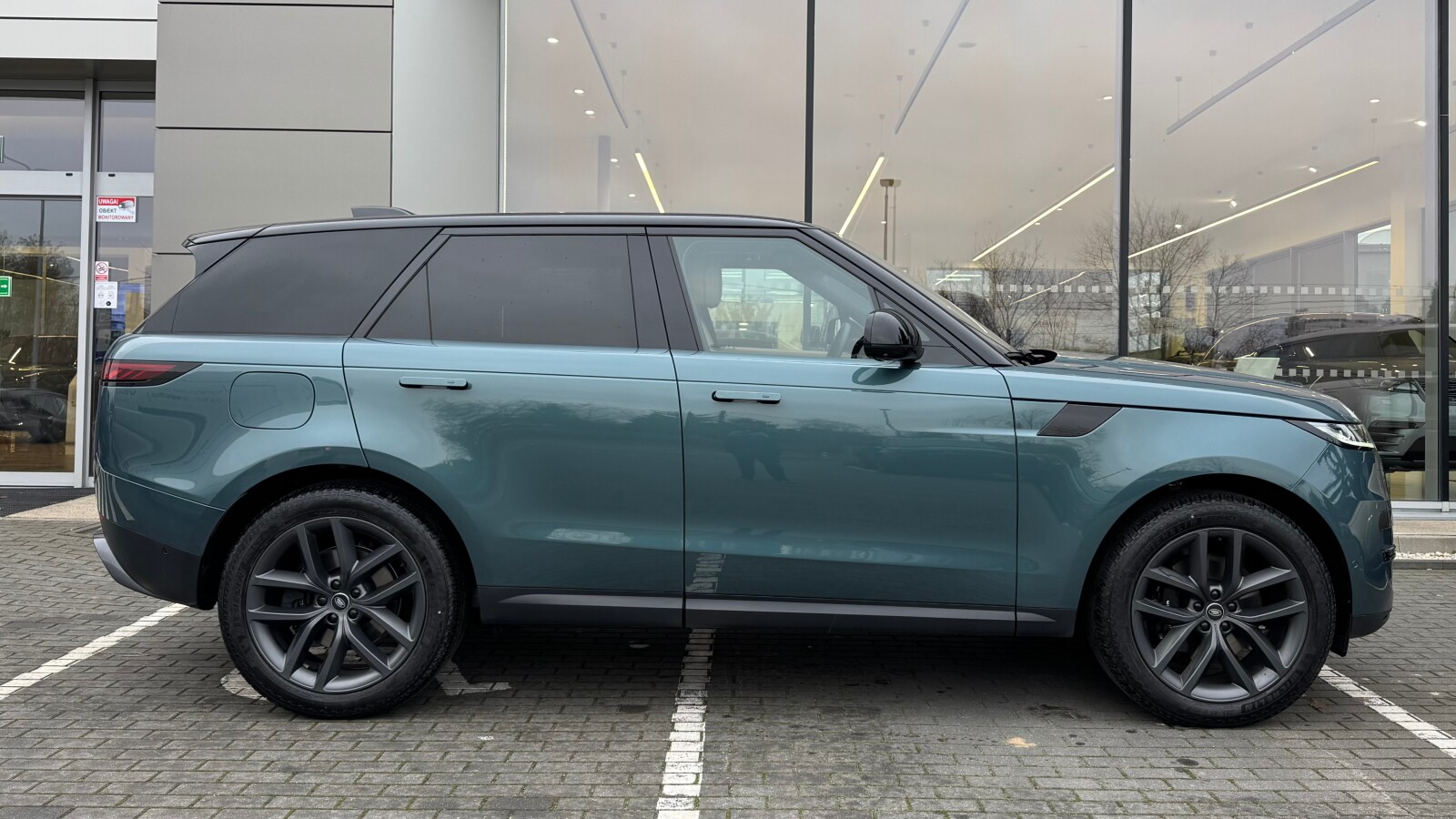 Land Rover Range Rover Sport - zdjęcie 3